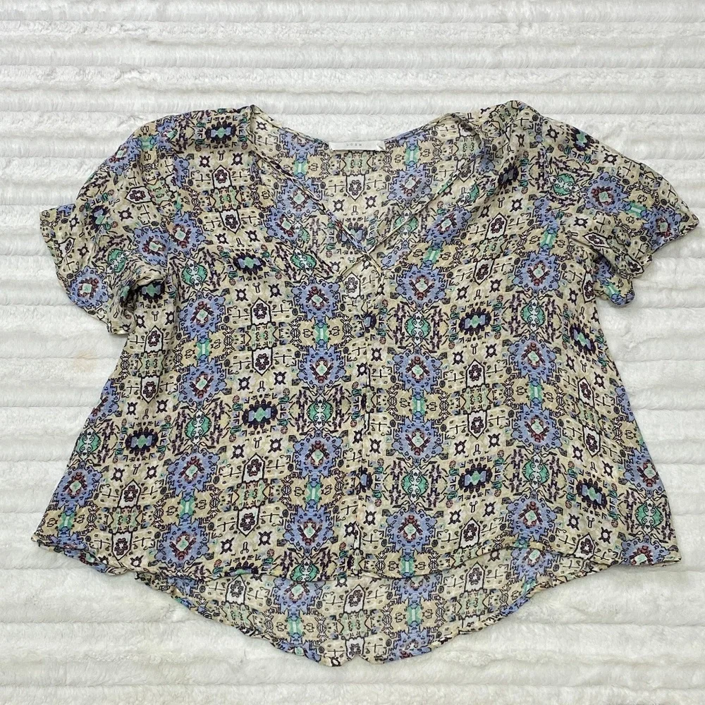 LUSH Floral Tee Shirt Crop Top - Picture 1 of 6